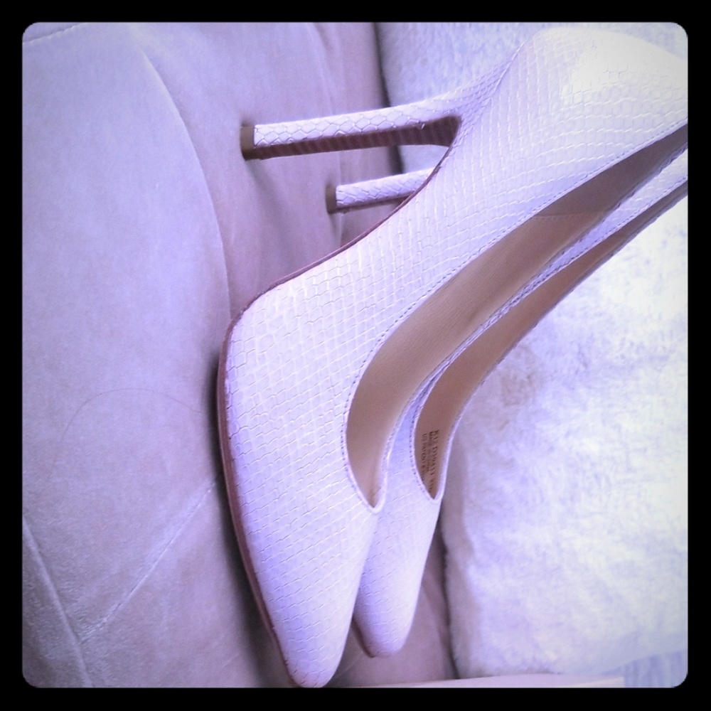 Cole haan lavender snake heel